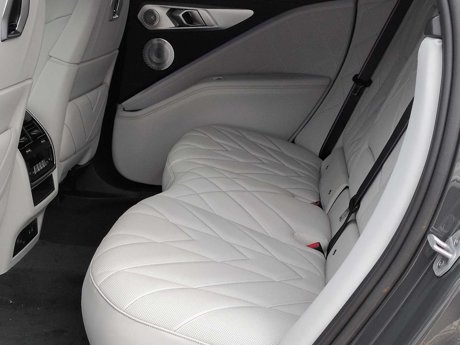 2026 Etiqueta BMW XM