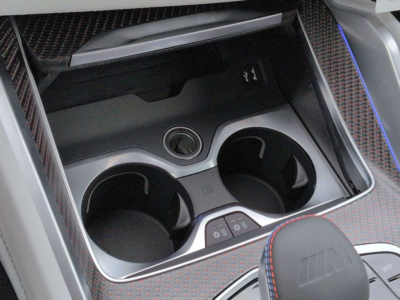 2026 Etiqueta BMW XM