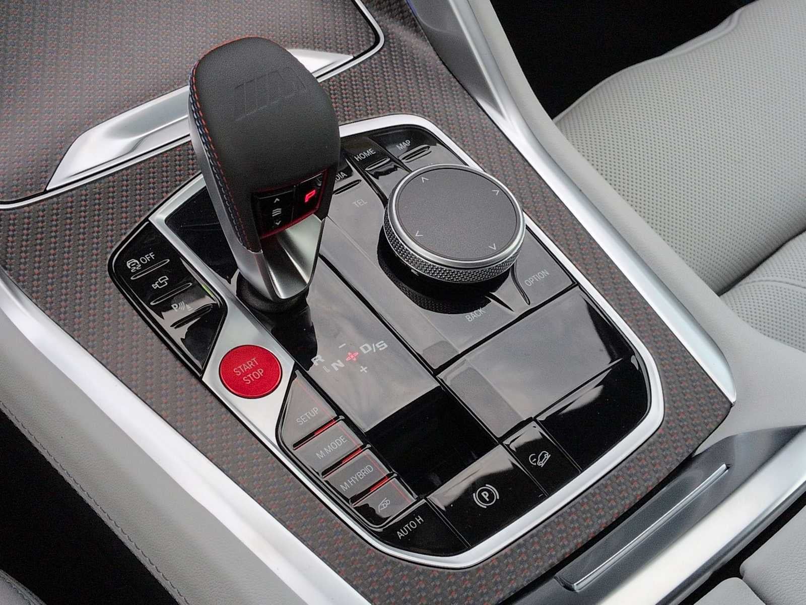 2026 Etiqueta BMW XM