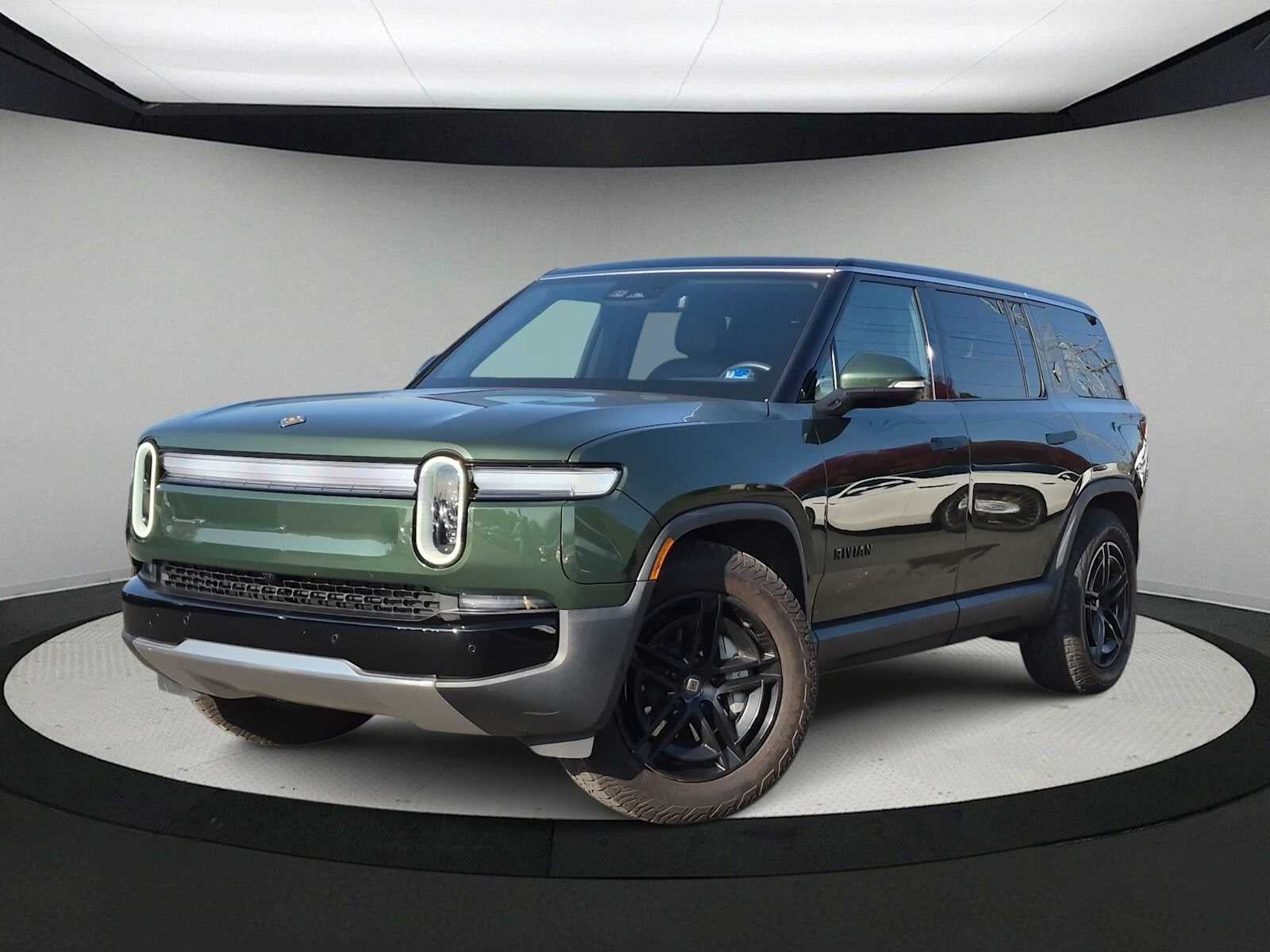 Rivian R1S Adventure 2025