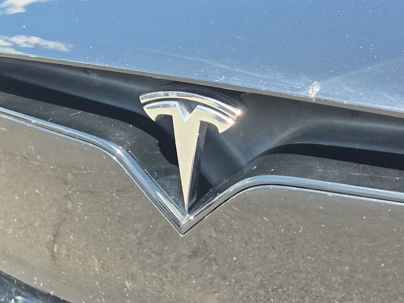 Tesla Model X Plaid 2022