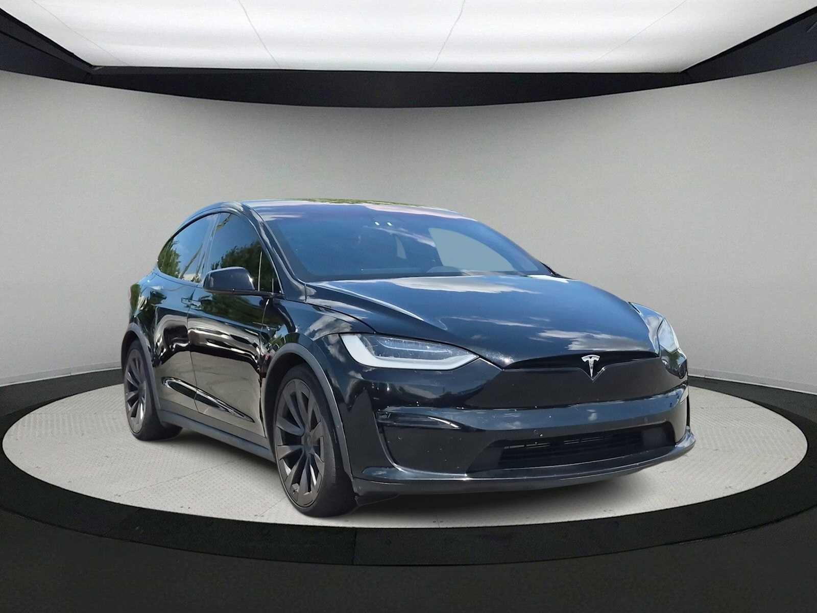 Tesla Model X Plaid 2022