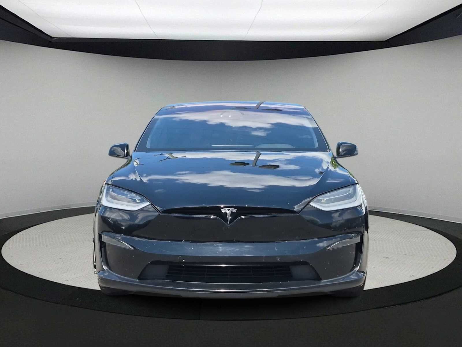 Tesla Model X Plaid 2022