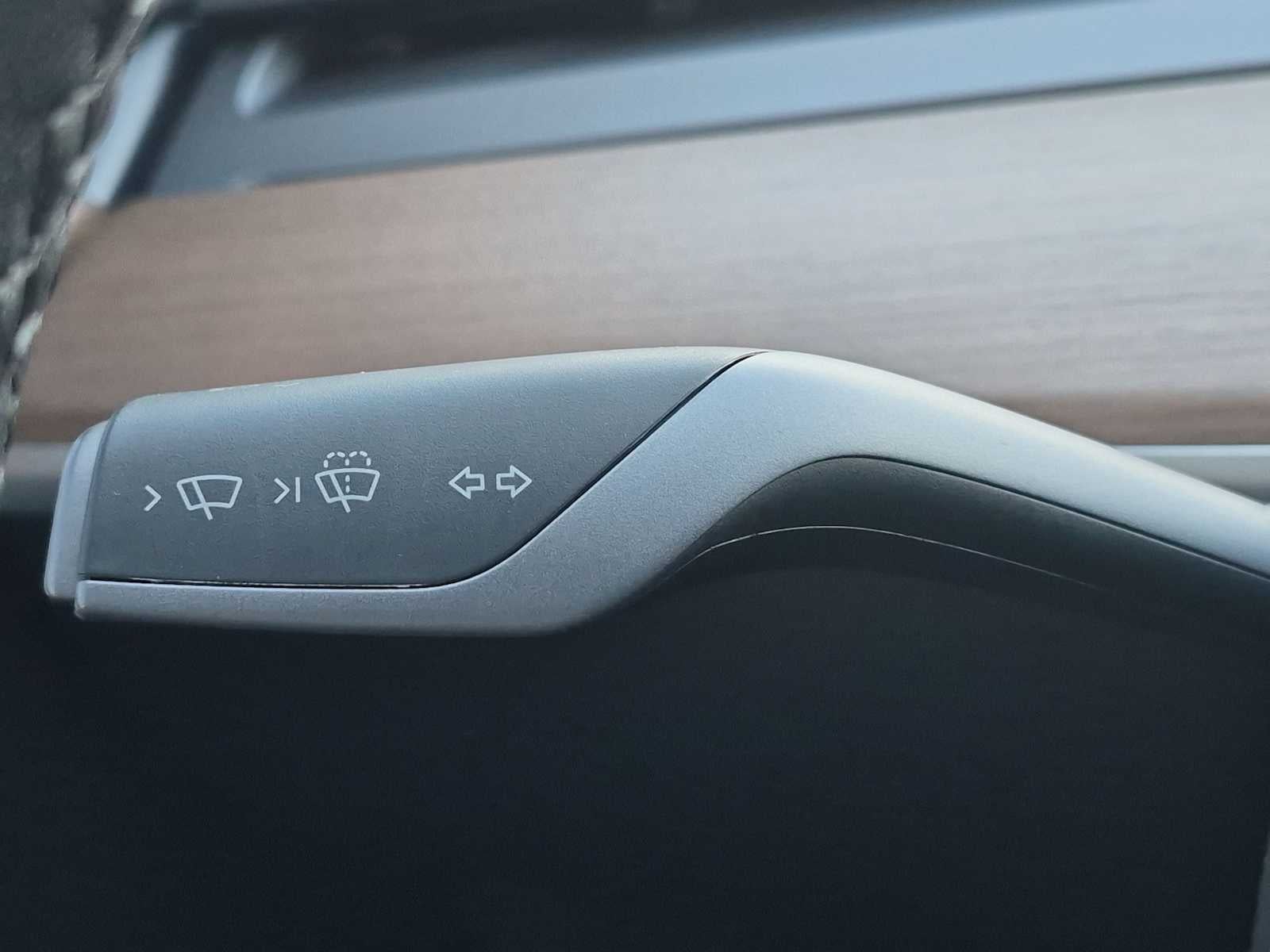 Tesla Model Y Long Range 2023