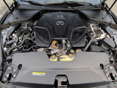 INFINITI Q60 LUXE 2022