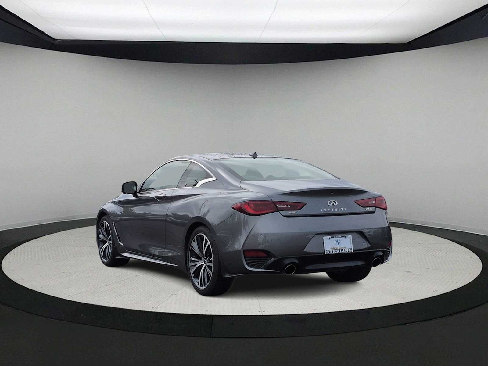 INFINITI Q60 LUXE 2022
