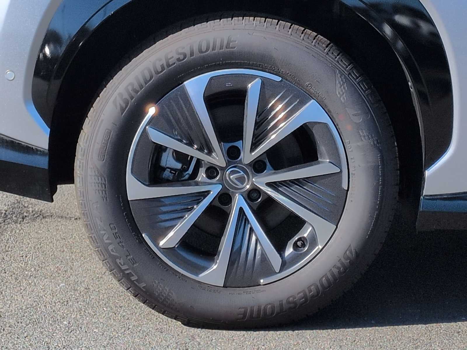 Lexus RZ Premium 2024