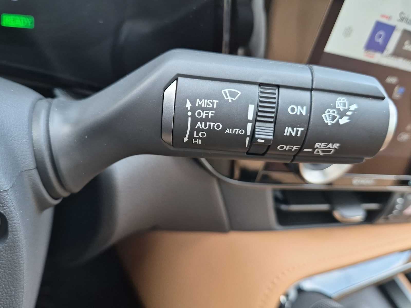 Lexus NX 350h Premium 2024