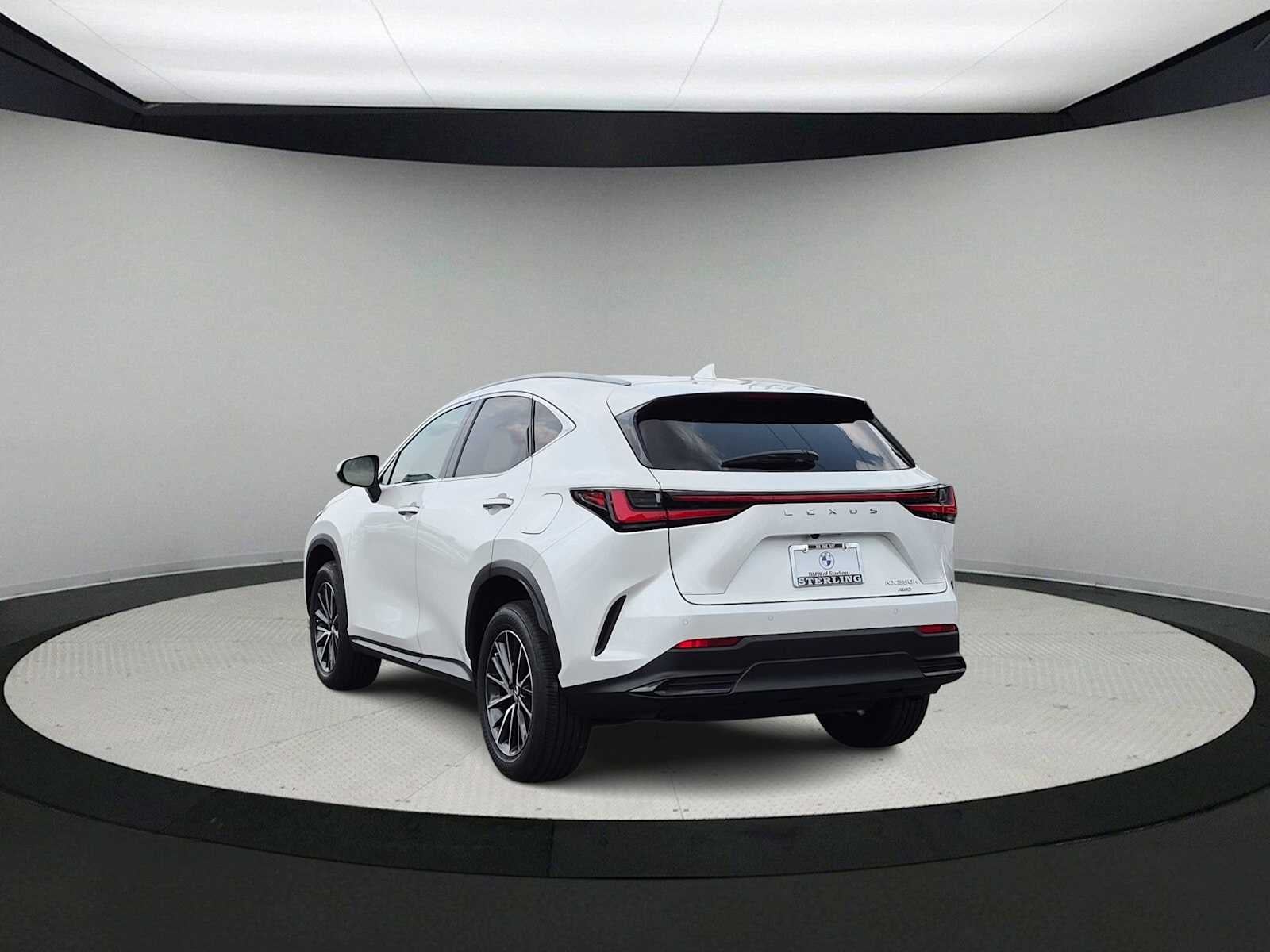 Lexus NX 350h Premium 2024