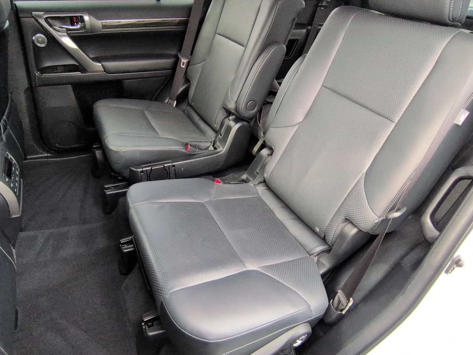 Lexus GX Luxury 2023