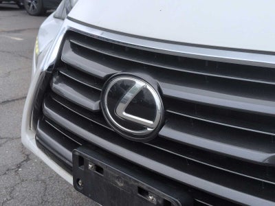 Lexus NX 200t de 2016, tracción delantera, 4 puertas
