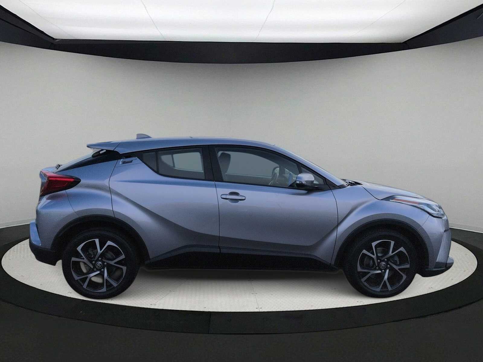 Toyota C-HR XLE 2020