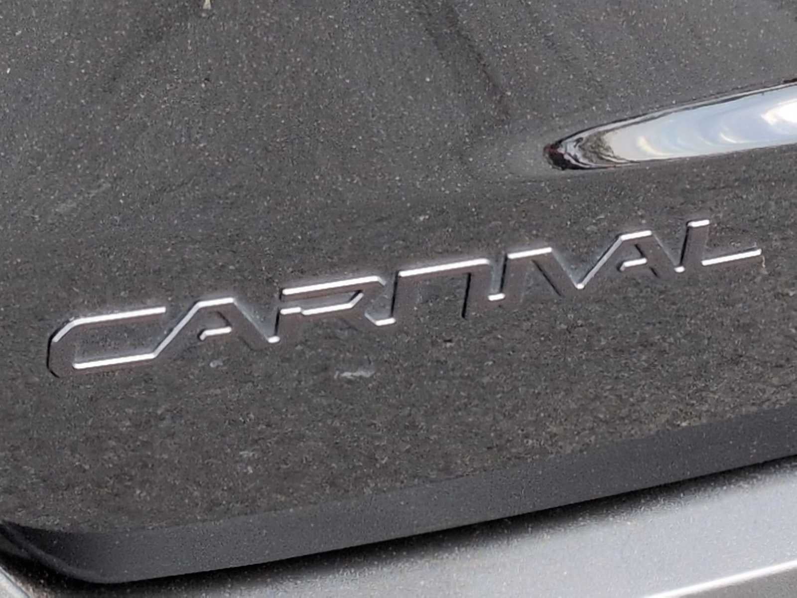 Kia Carnival SX Prestige 2025