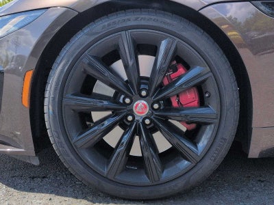 Jaguar F-TYPE R 2021