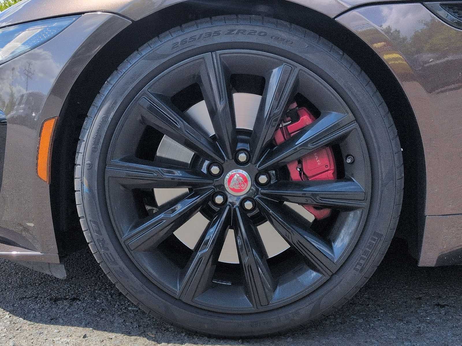 Jaguar F-TYPE R 2021