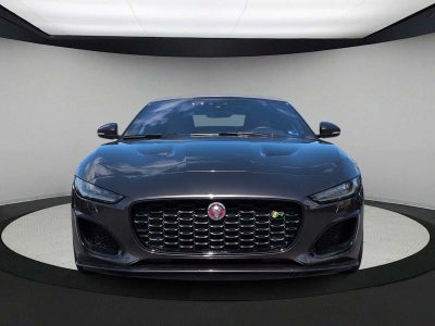 Jaguar F-TYPE R 2021
