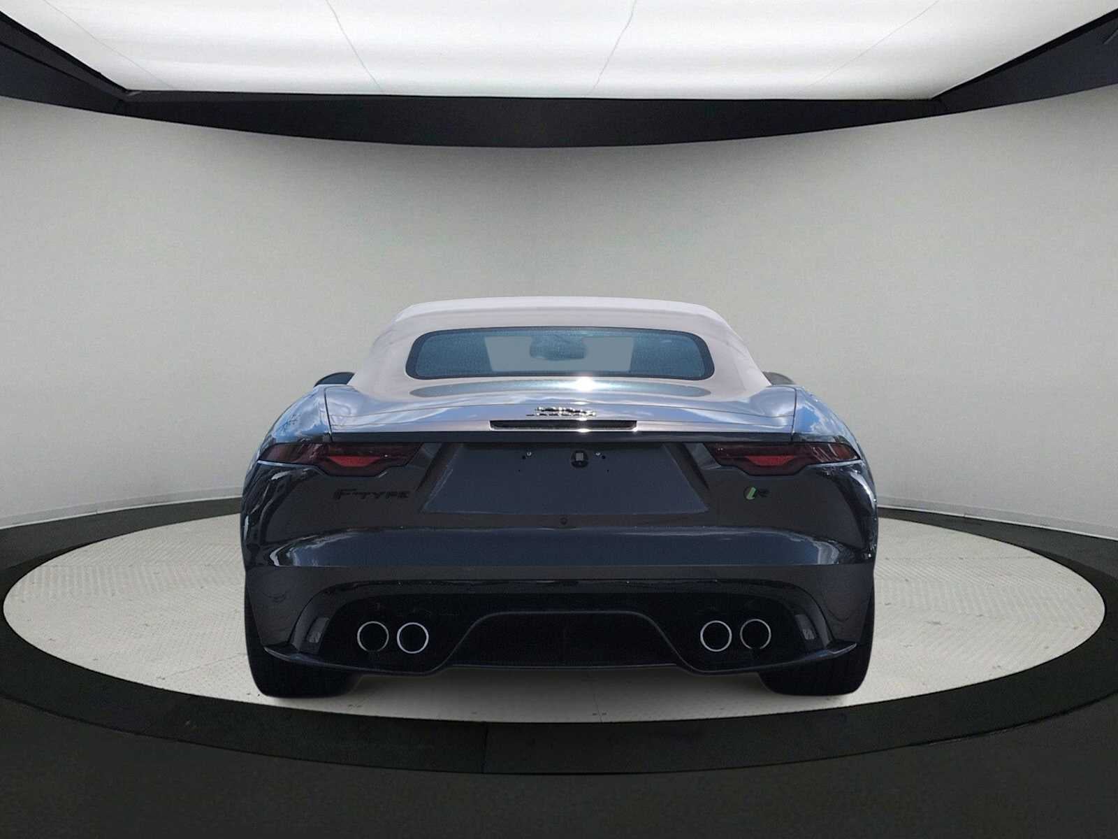 Jaguar F-TYPE R 2021