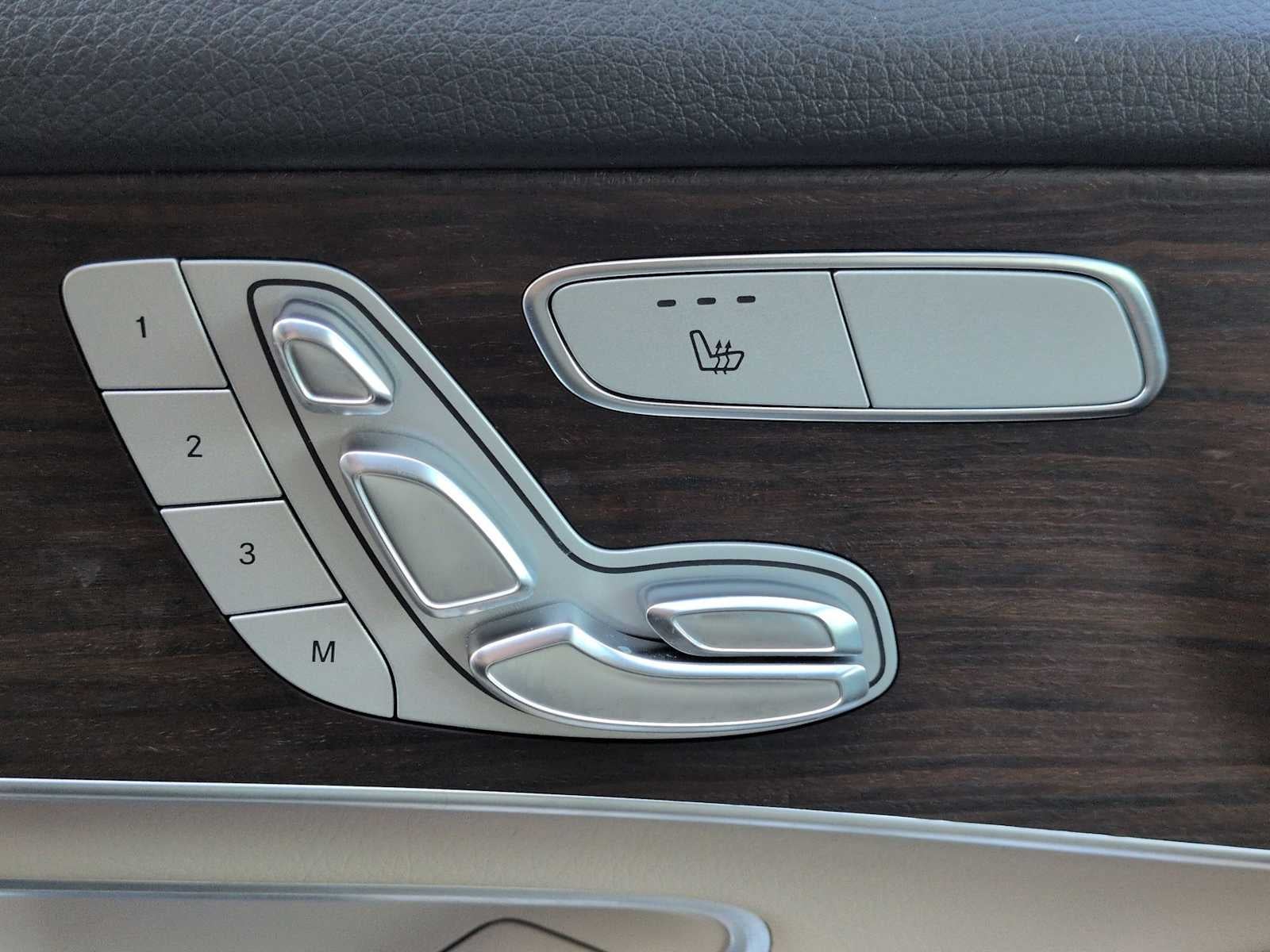 Mercedes-Benz GLC 300 2022 GLC 300