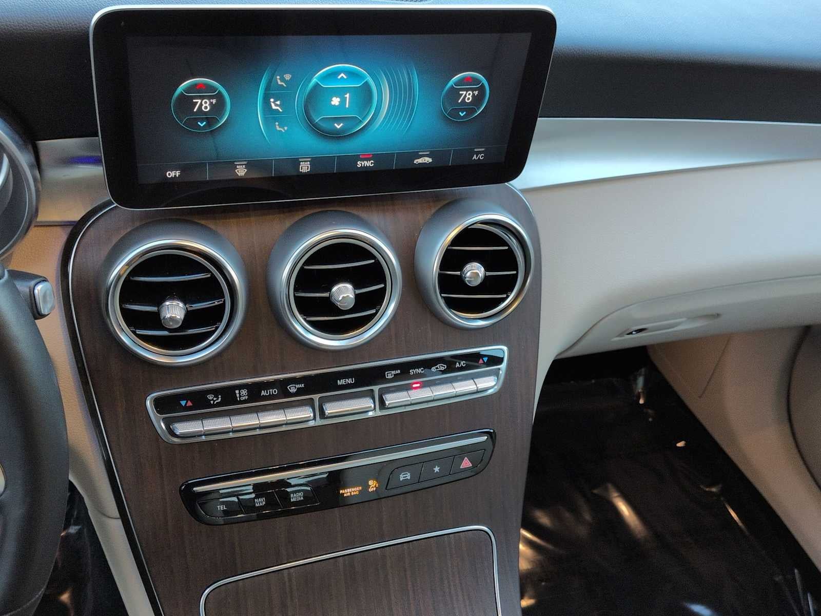 Mercedes-Benz GLC 300 2022 GLC 300