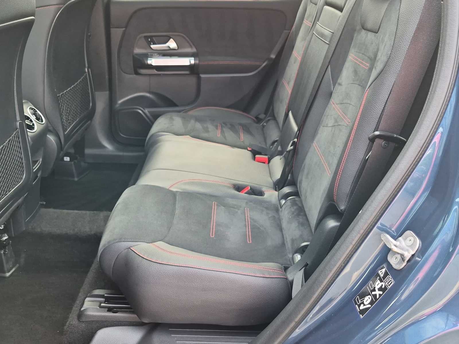 Mercedes-Benz GLB 250 2023 GLB 250