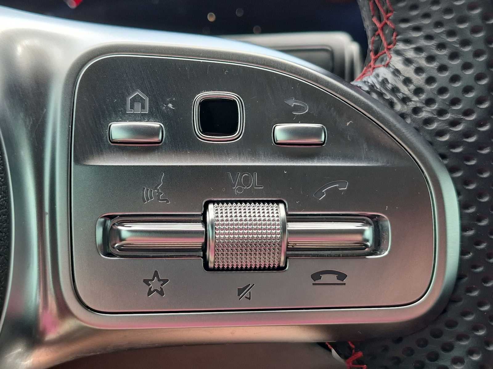 Mercedes-Benz GLB 250 2023 GLB 250
