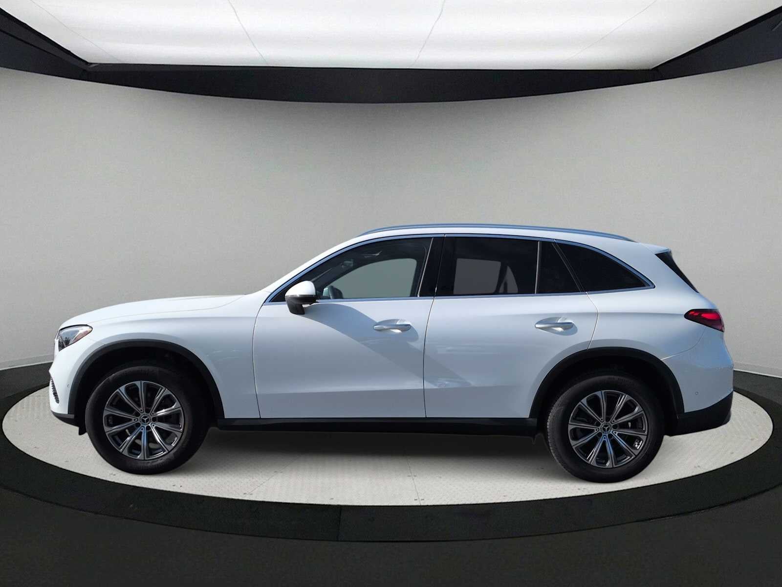 Mercedes-Benz GLC 300 2023 GLC 300