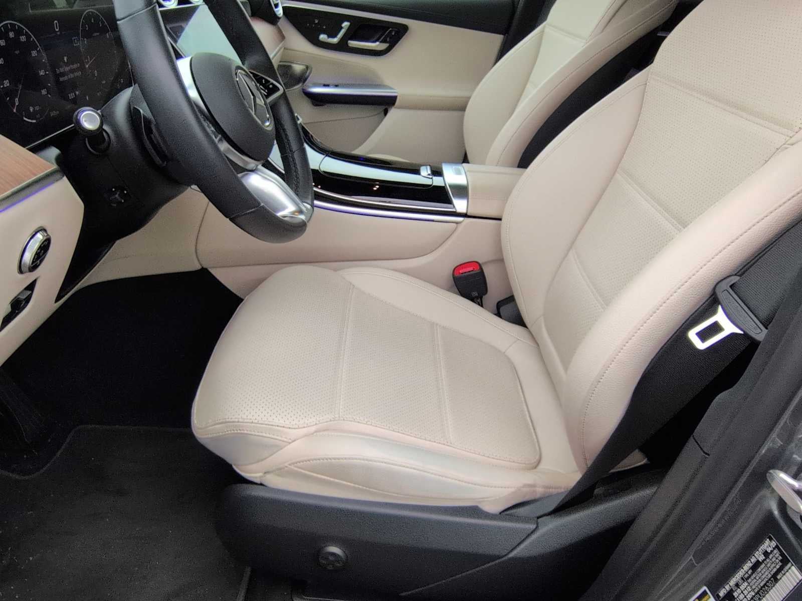Mercedes-Benz GLC 300 2023 GLC 300