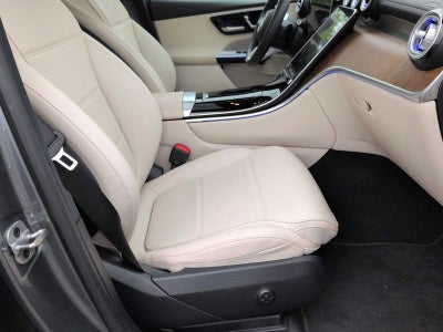 Mercedes-Benz GLC 300 2023 GLC 300