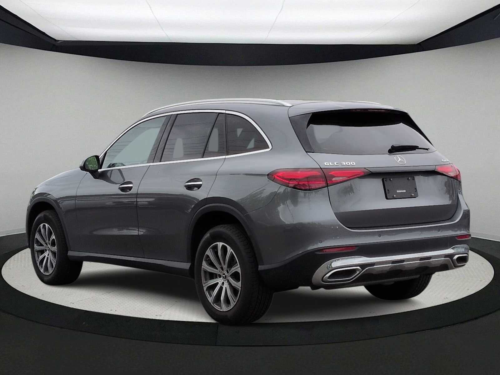 Mercedes-Benz GLC 300 2023 GLC 300