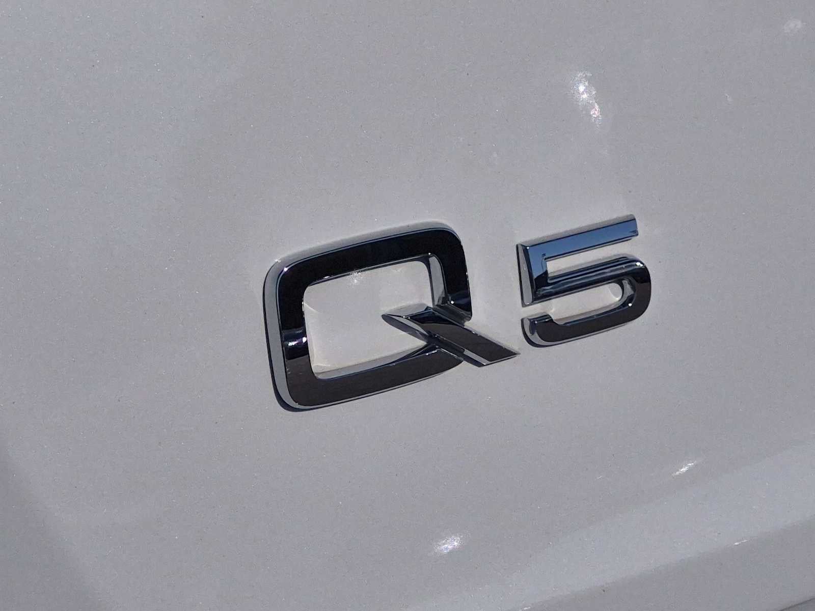 Audi Q5 S line Premium 2024