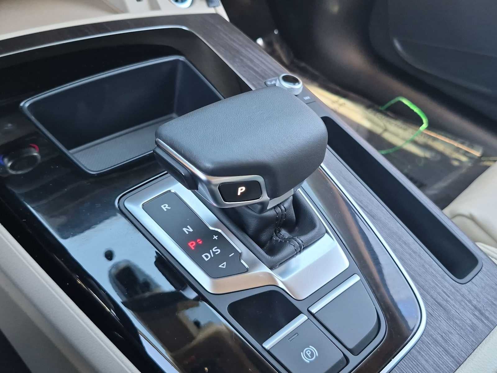 Audi Q5 S line Premium 2024