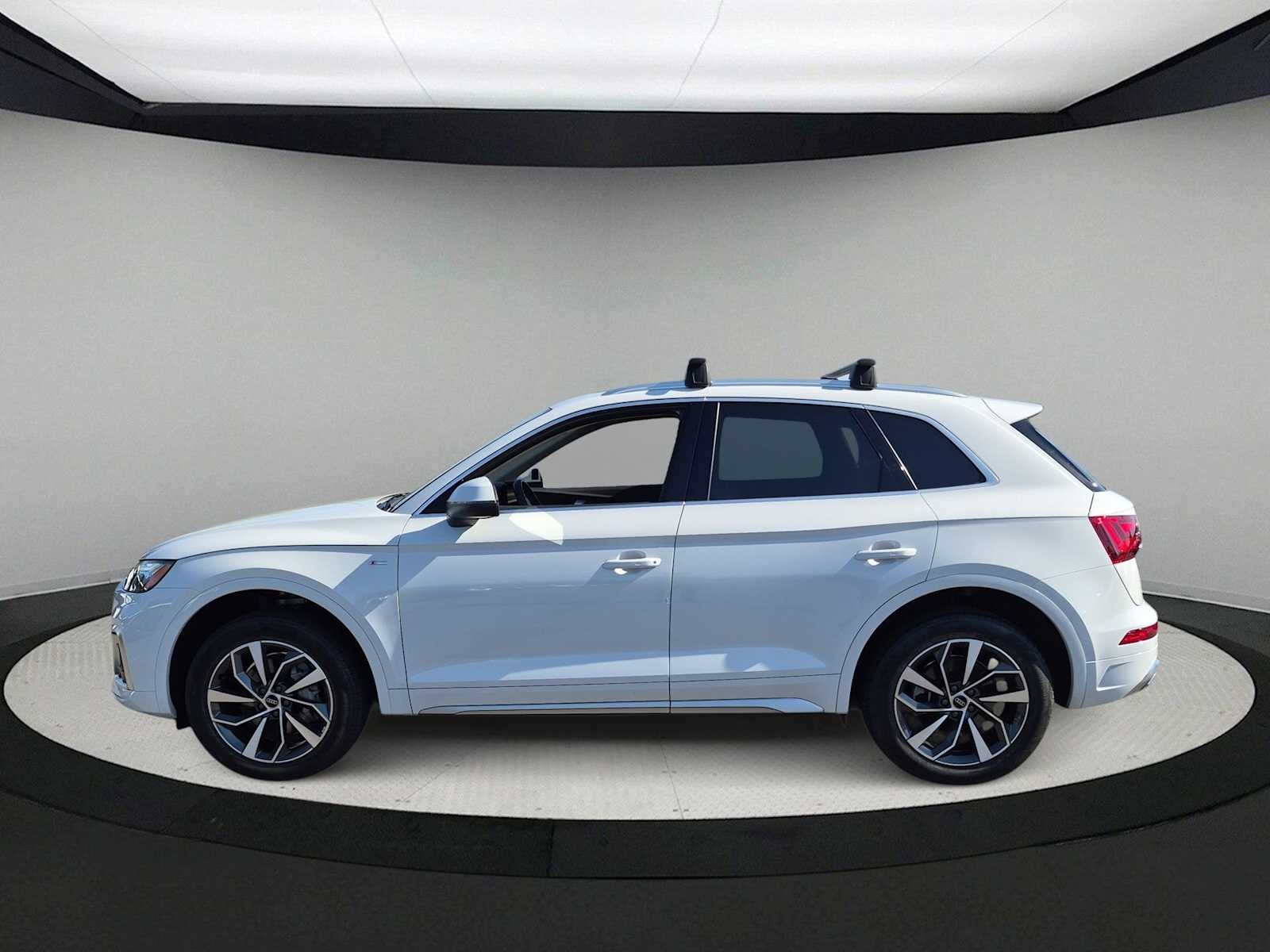 Audi Q5 S line Premium 2024