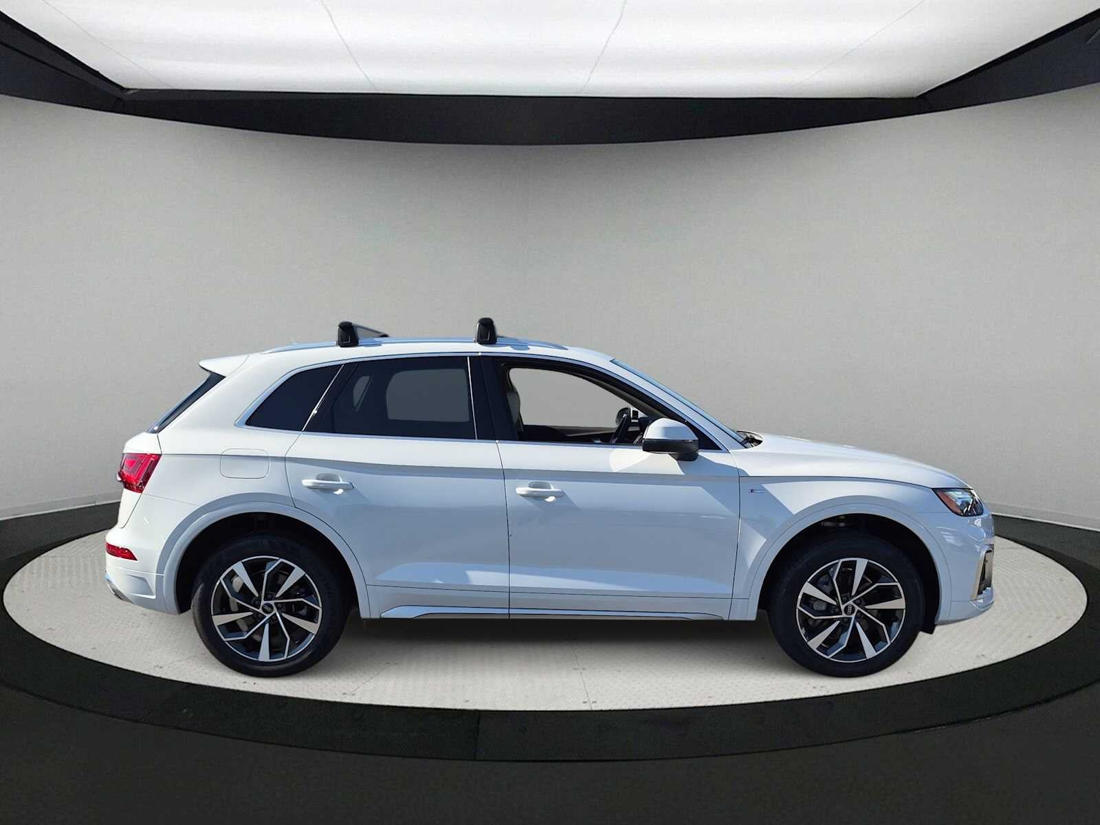 Audi Q5 S line Premium 2024