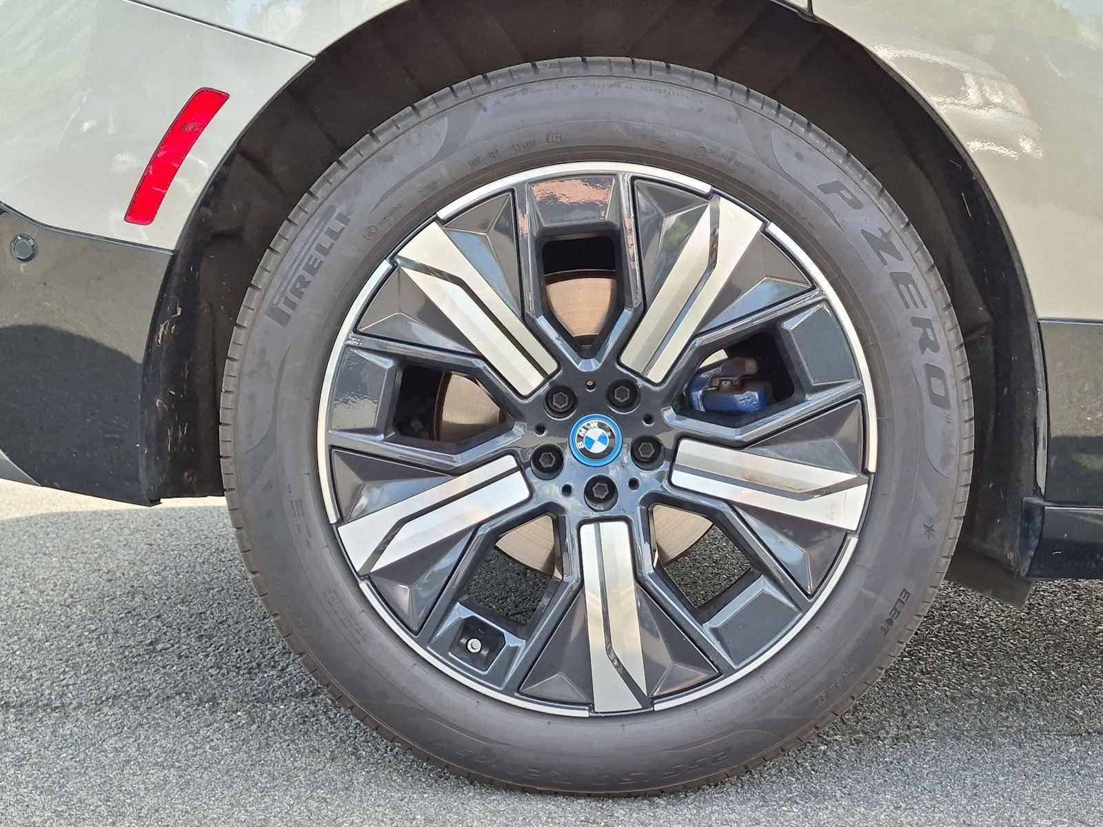 2024 BMW iX xDrive50
