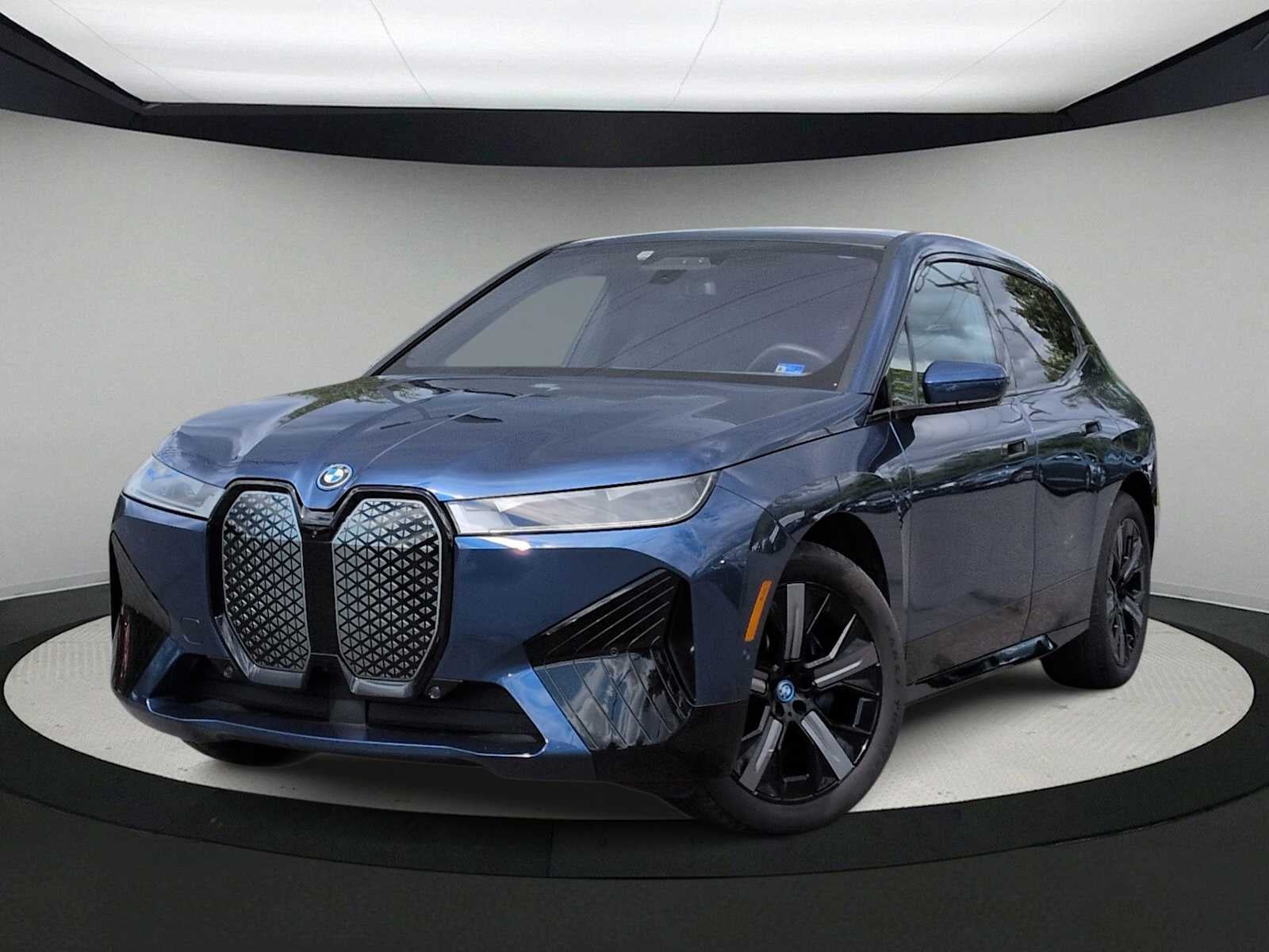 2025 BMW iX xDrive50