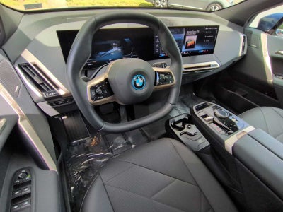 2025 BMW iX xDrive50