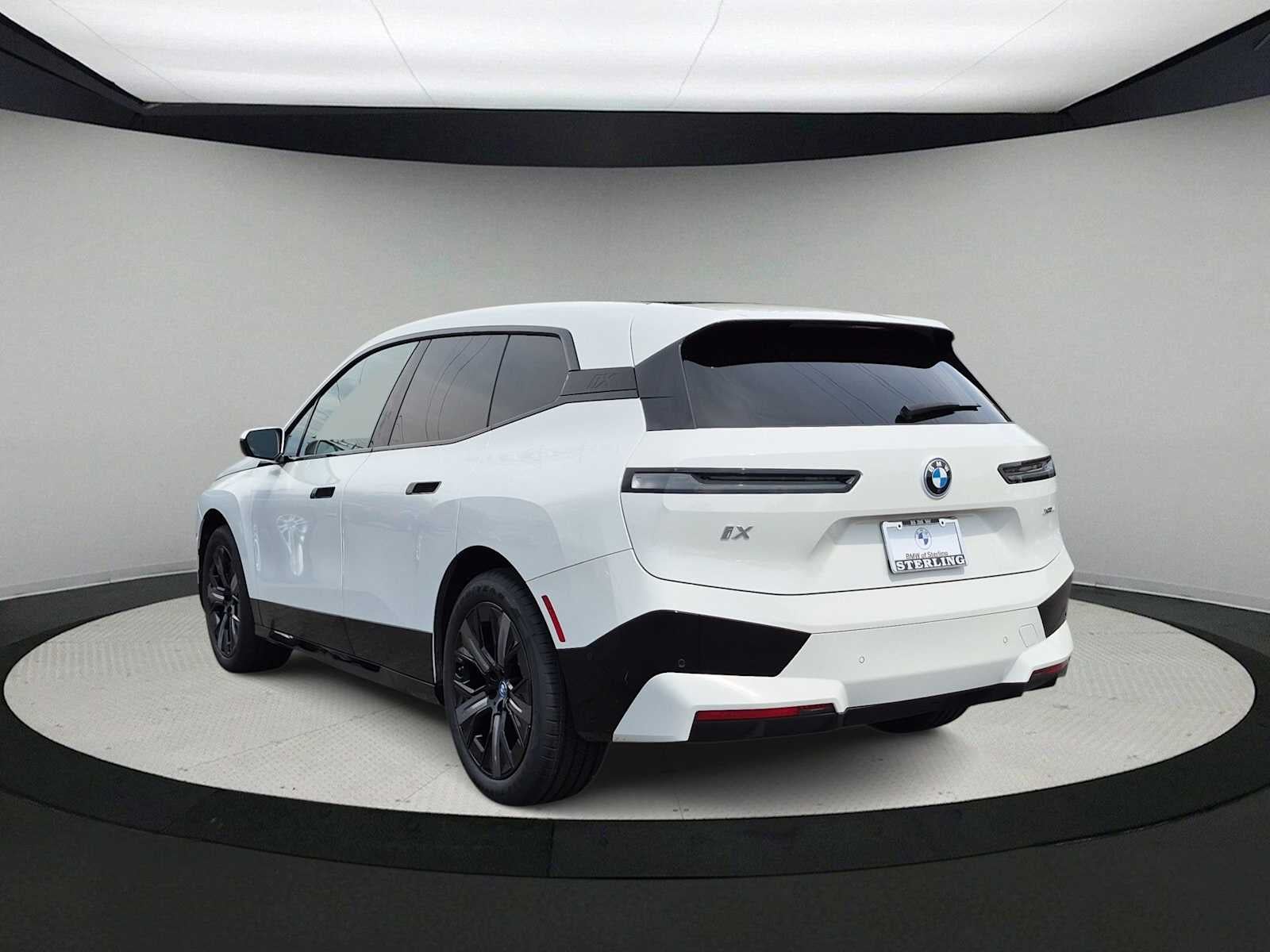 2024 BMW iX xDrive50