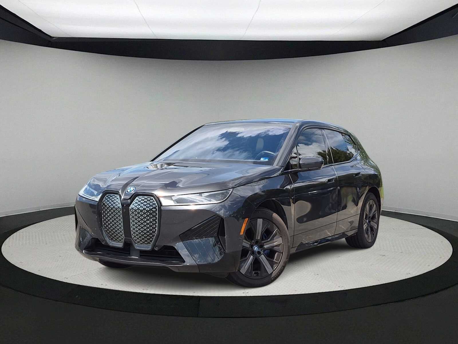 2025 BMW iX xDrive50