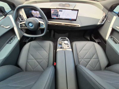 2025 BMW iX xDrive50