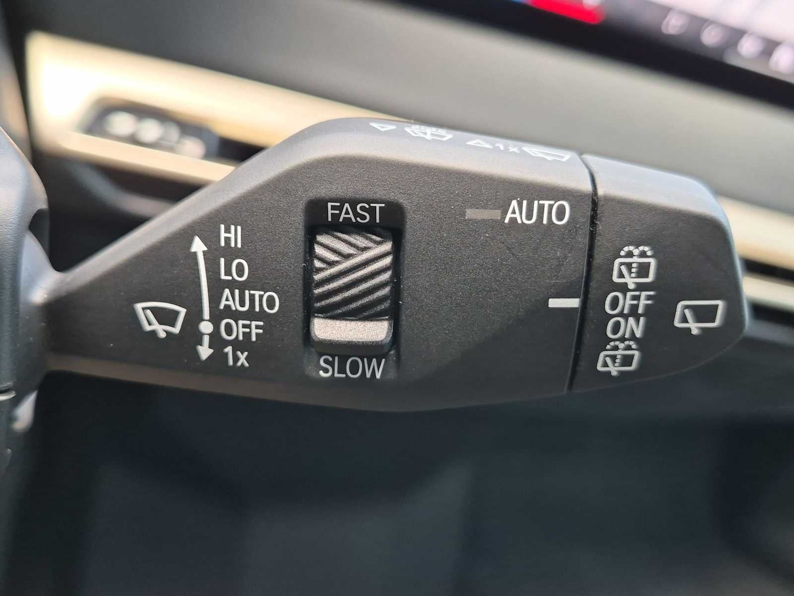 2025 BMW iX xDrive50