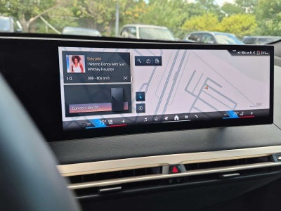 2025 BMW iX xDrive50
