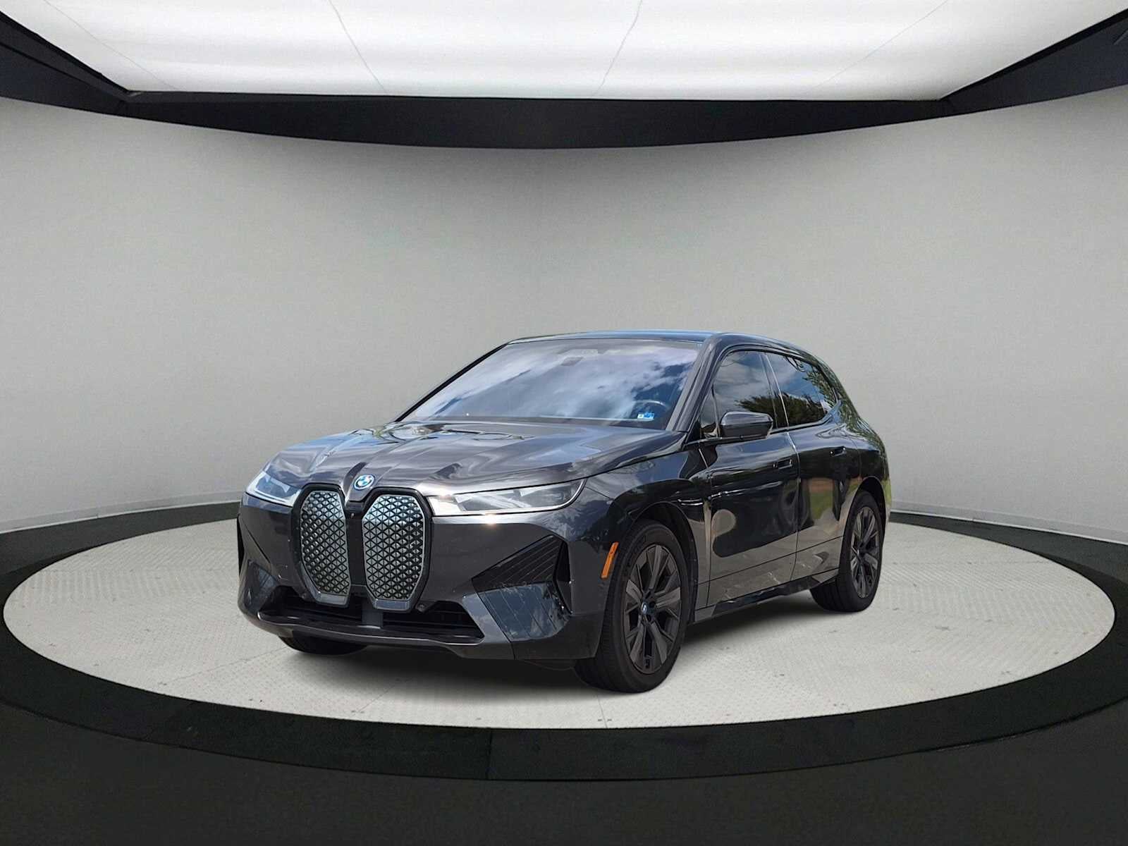 2025 BMW iX xDrive50
