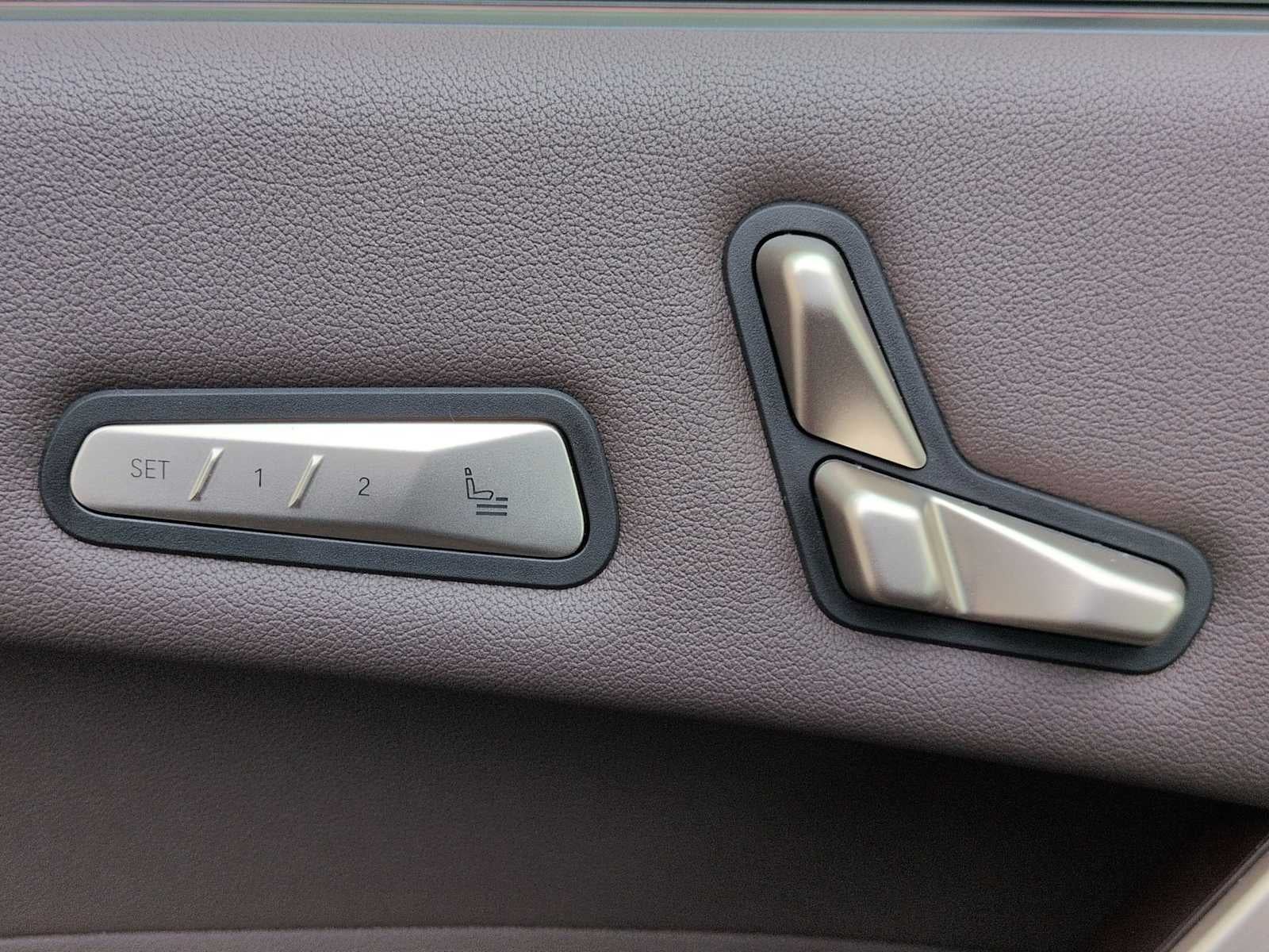 2025 BMW iX xDrive50 xDrive50