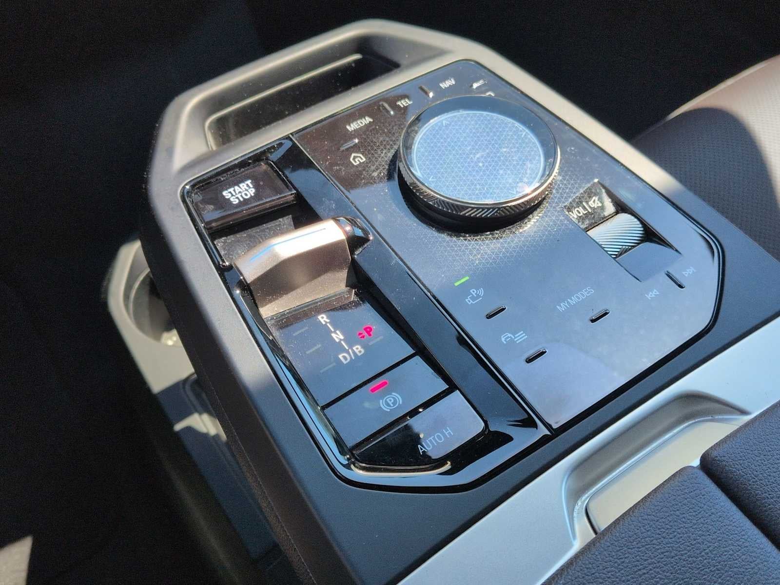 2024 BMW iX xDrive50 xDrive50