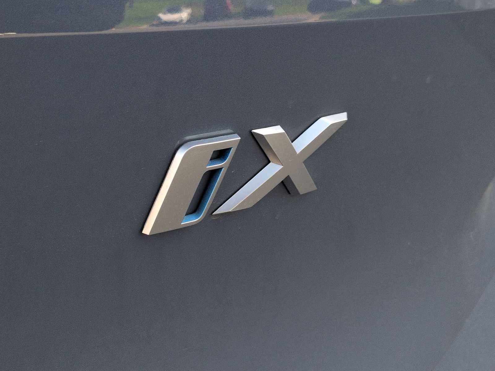 2024 BMW iX xDrive50