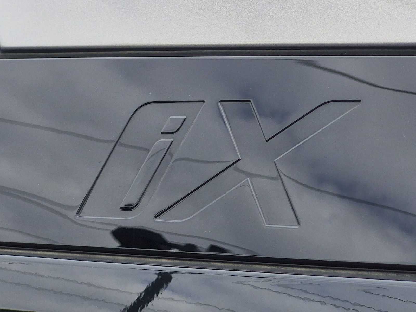 2024 BMW iX xDrive50