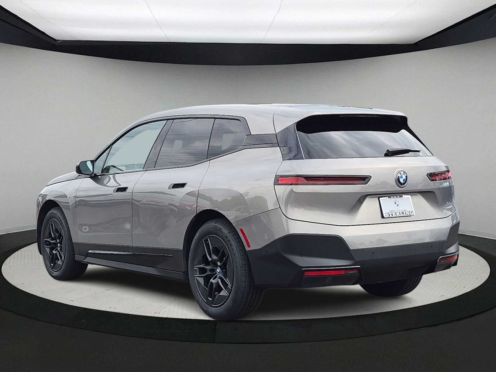 2024 BMW iX xDrive50