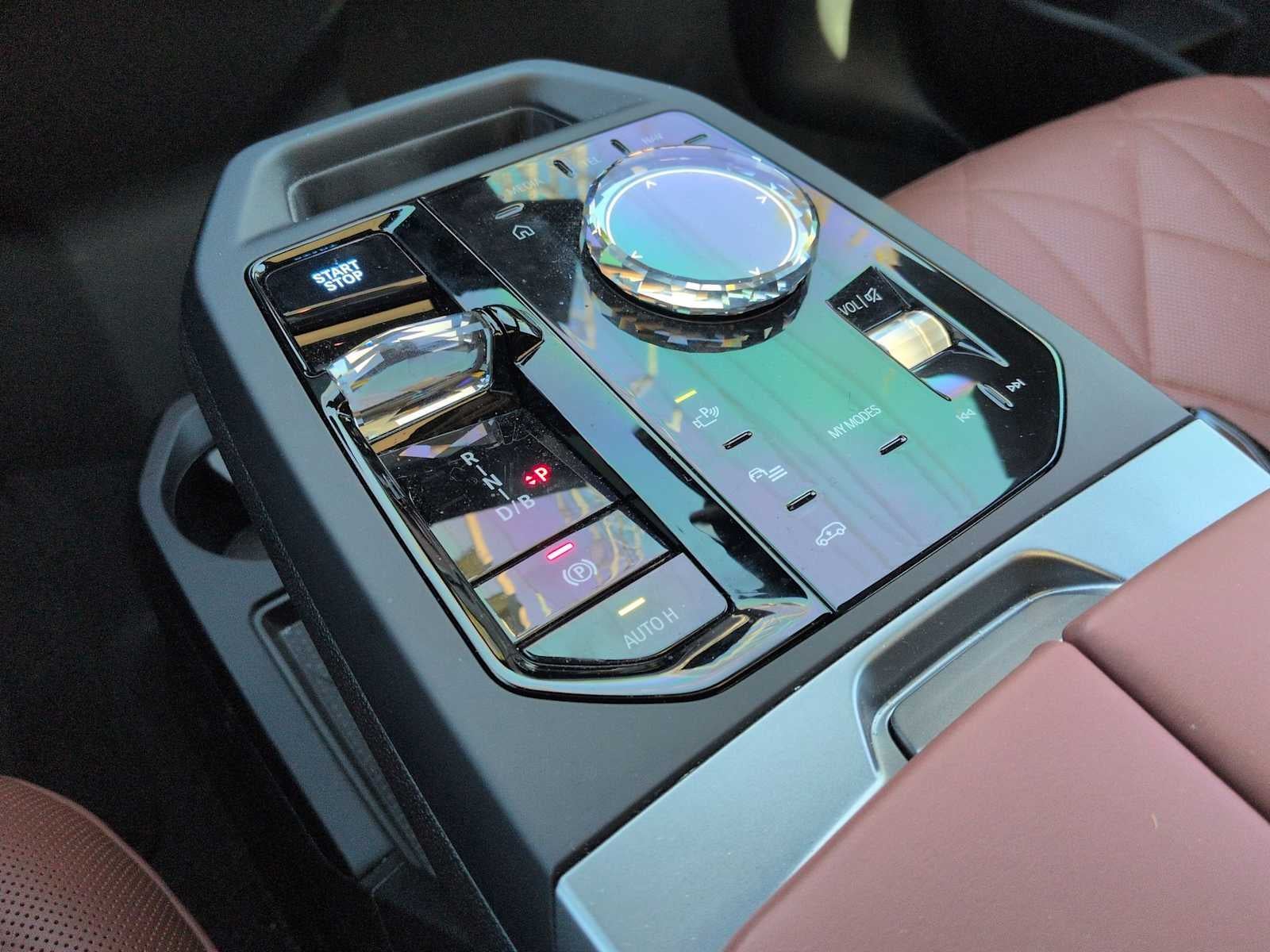 2025 BMW iX M60