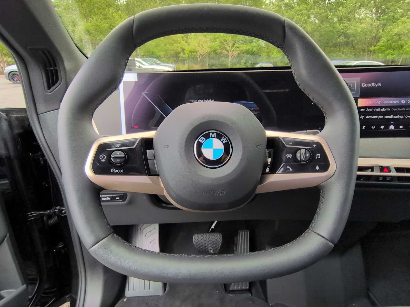 2026 BMW iX xDrive45