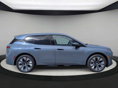 2026 BMW iX xDrive45